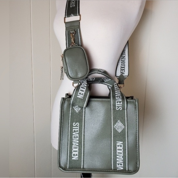 Steve Madden Handbags - NWT Steve Madden BWebber Olive Green Tote Crossbody Bag